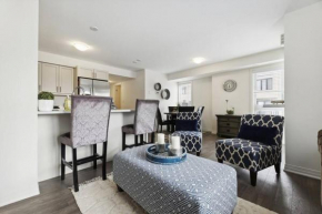 2 BedroomsWaterfront POM Serenity Escape